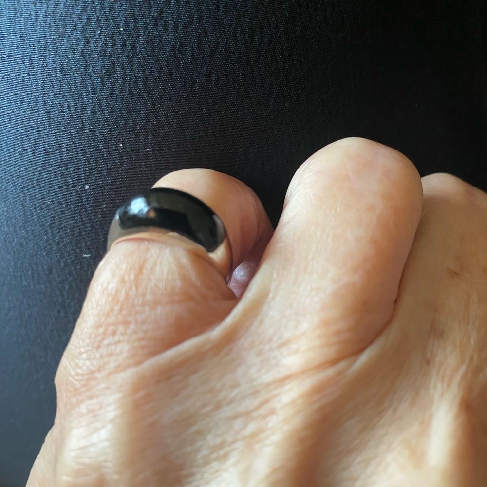 Ring - Picture 4 of 4